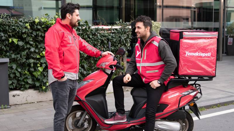 Yemeksepeti'nin sahibi değişecek: Uber, Delivery Hero'yu satın alıyor
