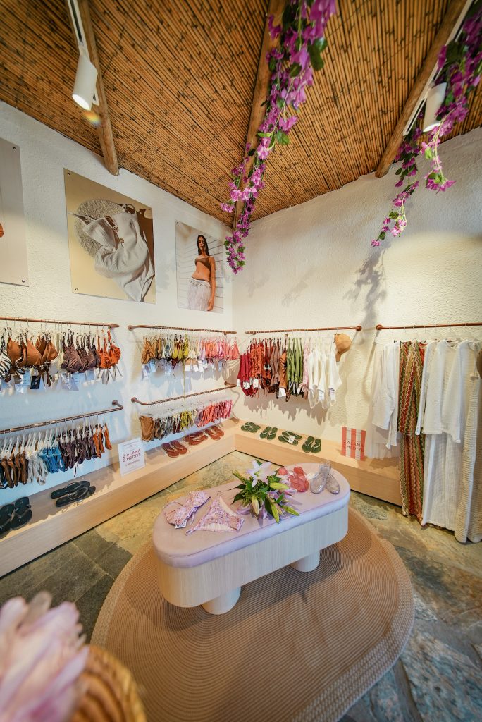 Penti, Bodrum'da Summer Club konseptiyle plaj deneyimine imza attı