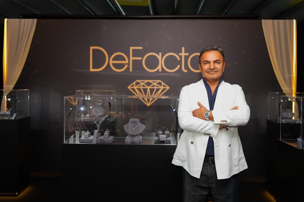 DeFacto’dan pırlanta alır mısınız? DeFacto’dan pırlanta alır mısınız?