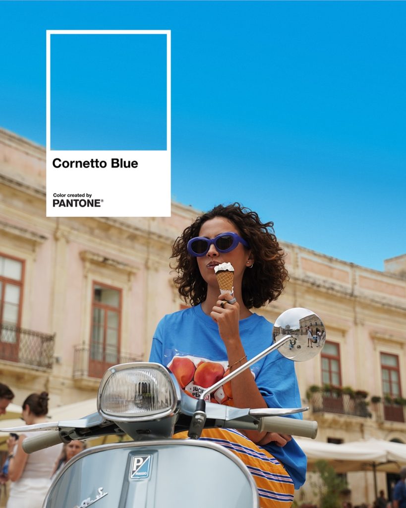 Pantone'dan yaza özel "Cornetto Blue" rengi Pantone'dan yaza özel "Cornetto Blue" rengi