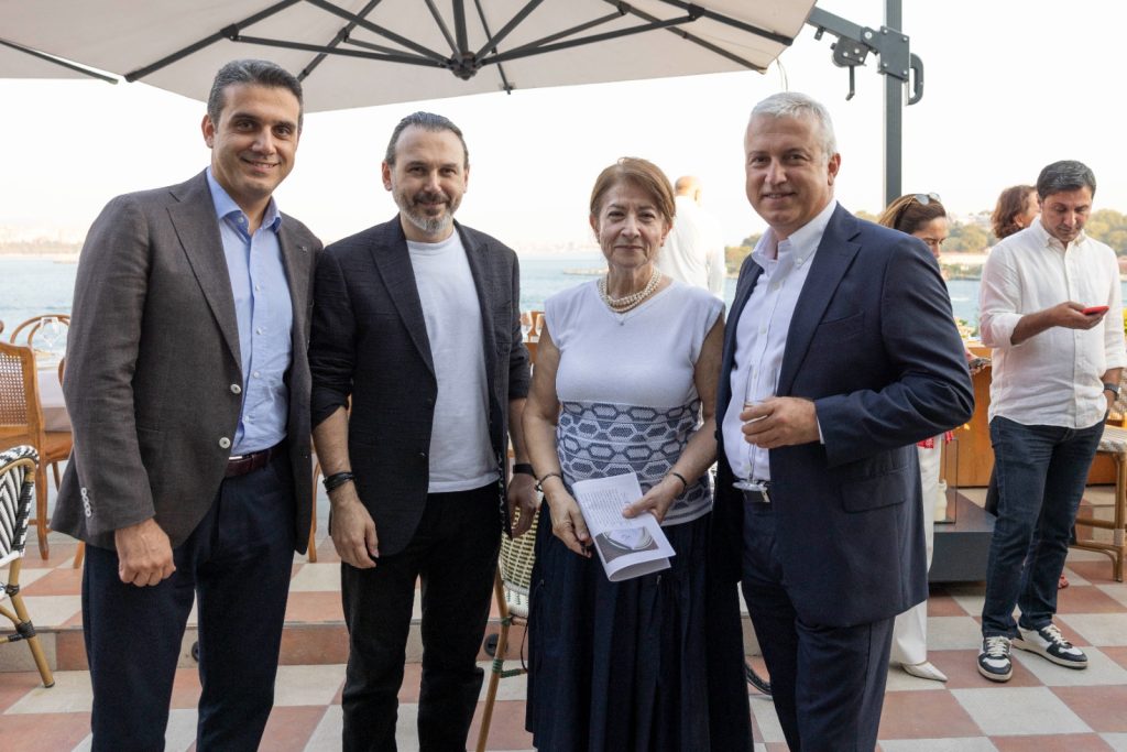 Liderler “Executive Dialogues”ta bir araya geldi Liderler “Executive Dialogues”ta bir araya geldi