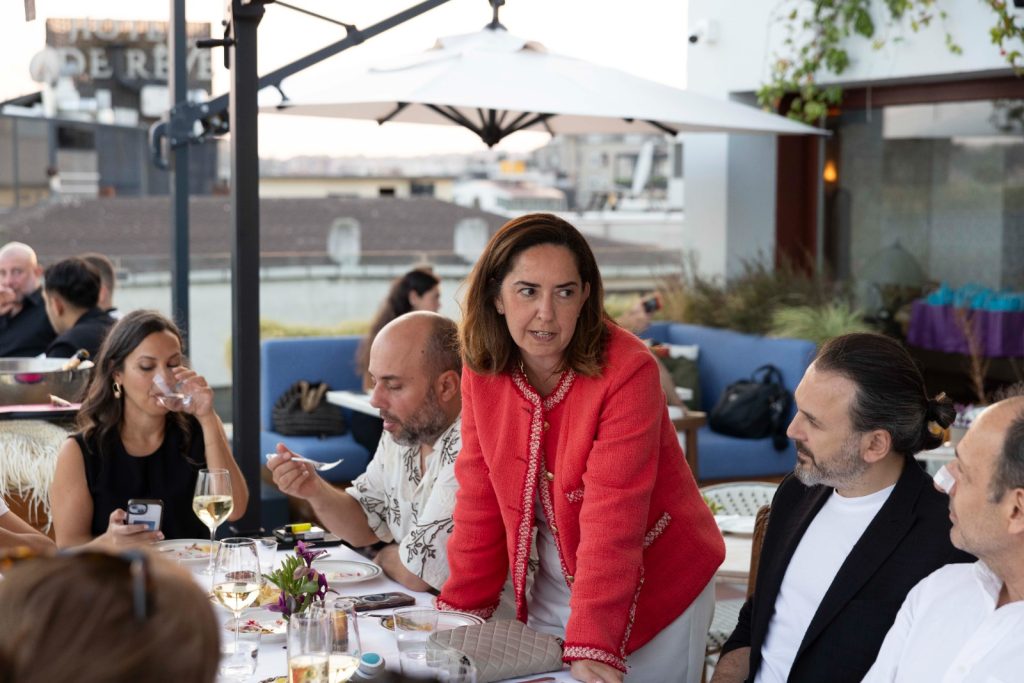 Liderler “Executive Dialogues”ta bir araya geldi Liderler “Executive Dialogues”ta bir araya geldi