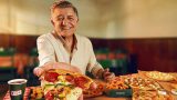 PizzaLazza’dan Yılmaz Vural’lı yeni kampanya: “Buram Buram Pizza PizzaLazza”