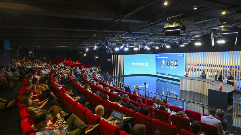 MIPCOM 2026’da içerik ekonomisinin yeni rotası çizildi MIPCOM 2026’da içerik ekonomisinin yeni rotası çizildi